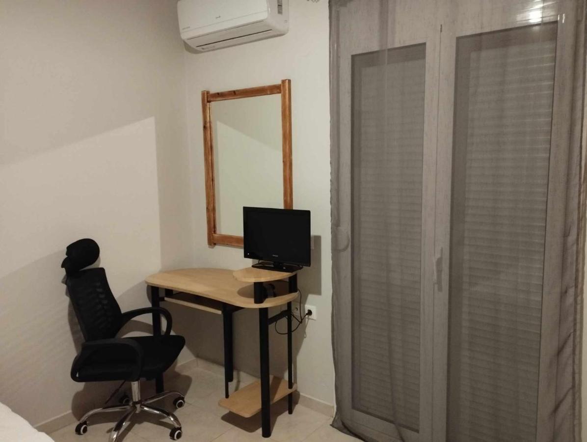 Istamos Apartment Stamni Экстерьер фото
